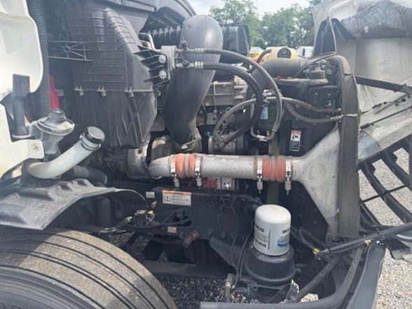 2021 Freightliner Cascadia 116 image 6