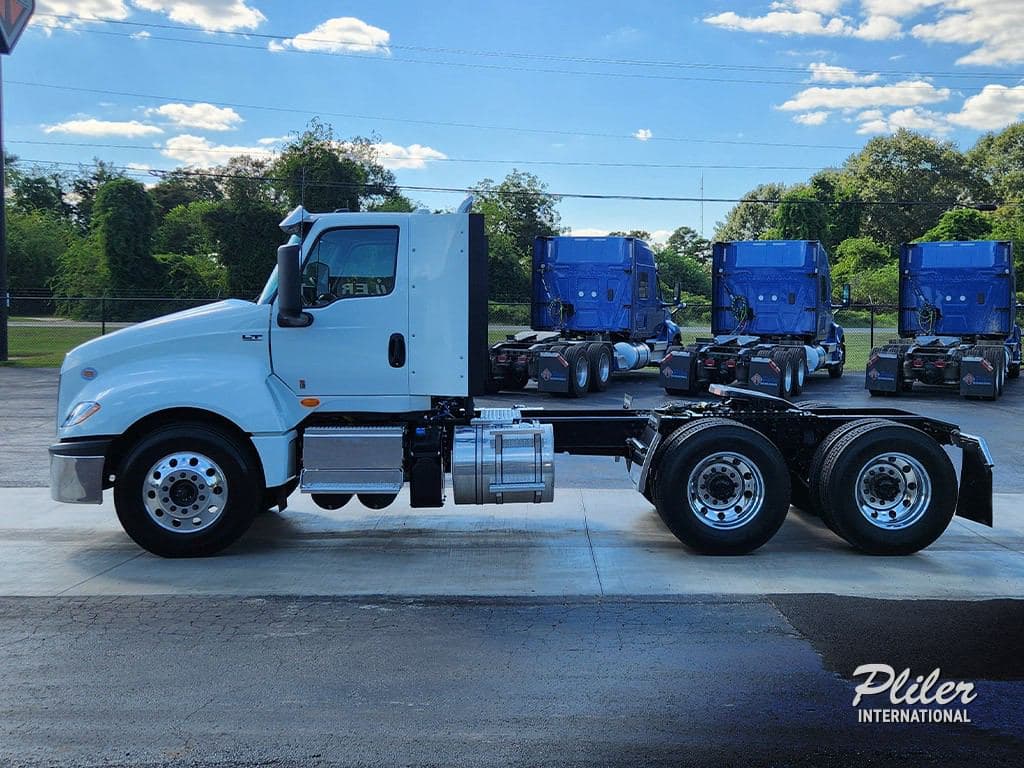 2025 INTERNATIONAL LT SN298703 image 8