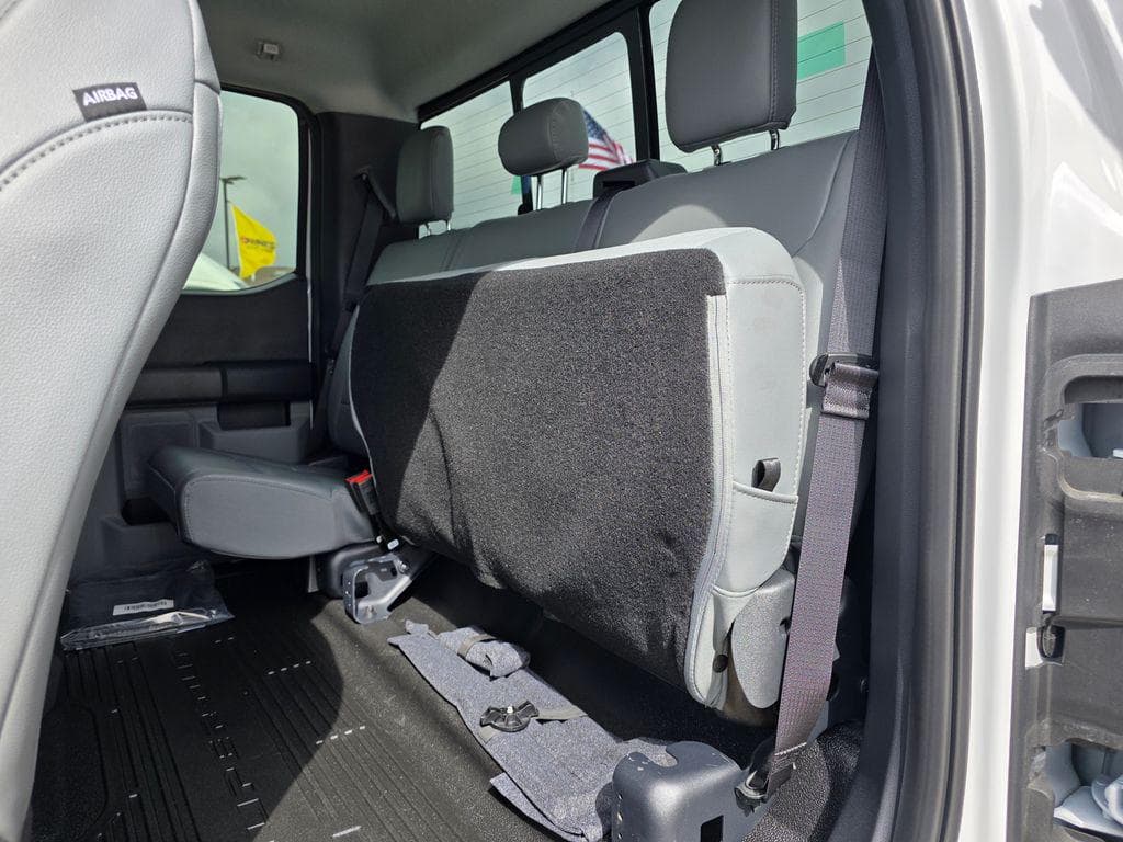 2026 Ford F-550SD XL Service Utility Body image 38