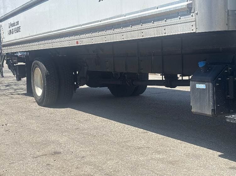 2022 International MV607 Box Truck - 220HP, 6 Speed Automatic, Roll up Door image 14