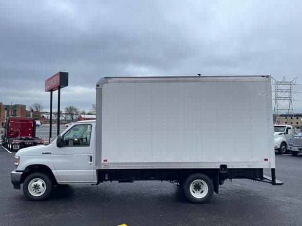 2024 Ford E350 image 6