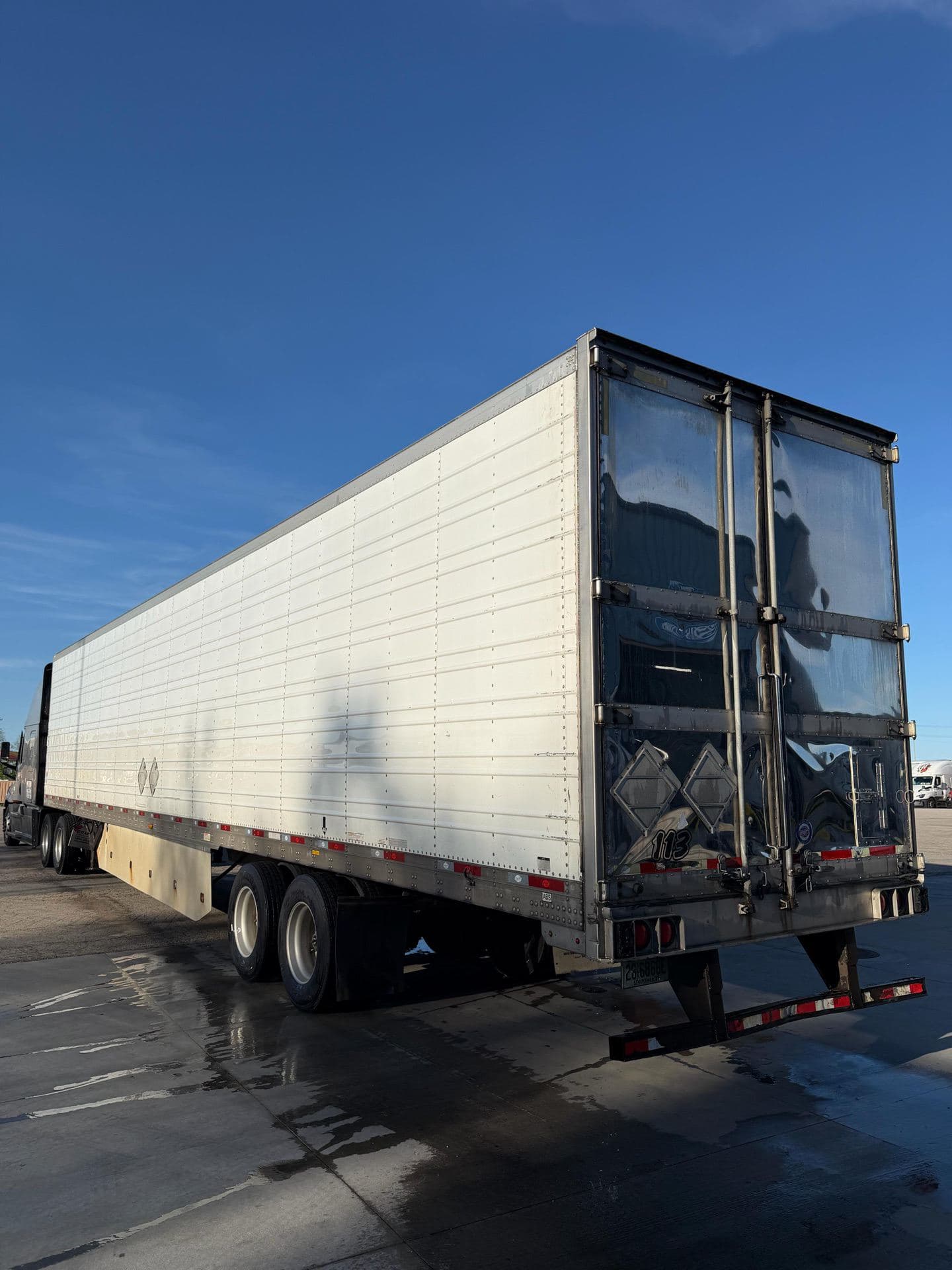 2015 Utility 3000R image 2
