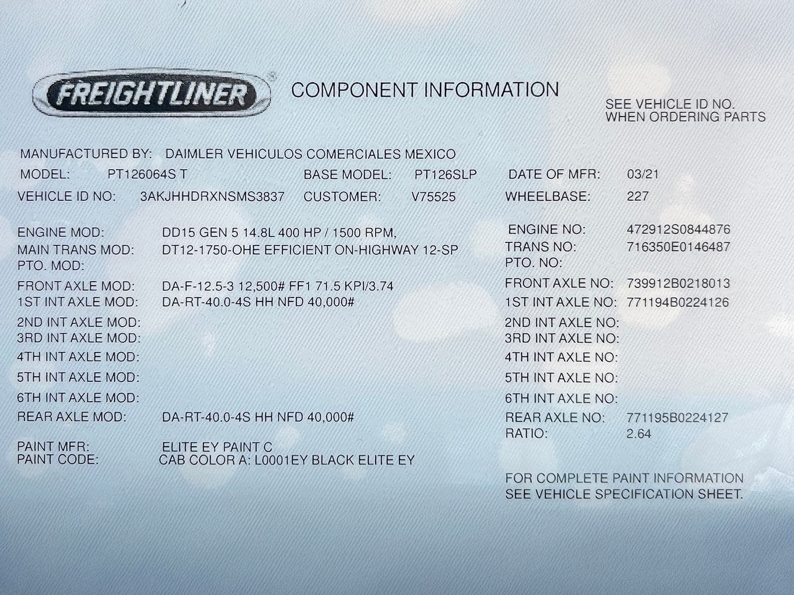 2022 Freightliner Cascadia image 23