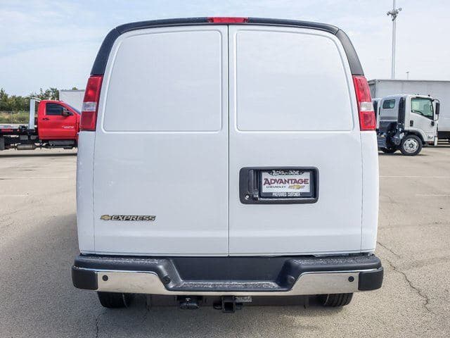 2025 Chevrolet Express 2500 Work Van Cargo image 6