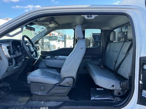 2024 Ford F550 image 15
