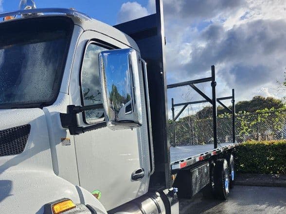 2027 Kenworth T480 image 2