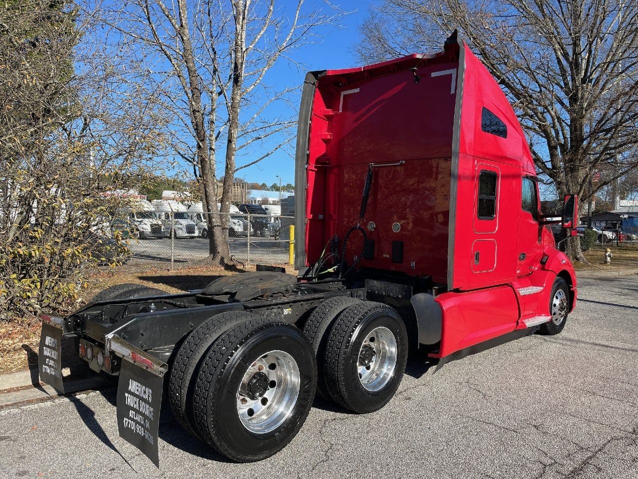 2018 Kenworth T680 image 3