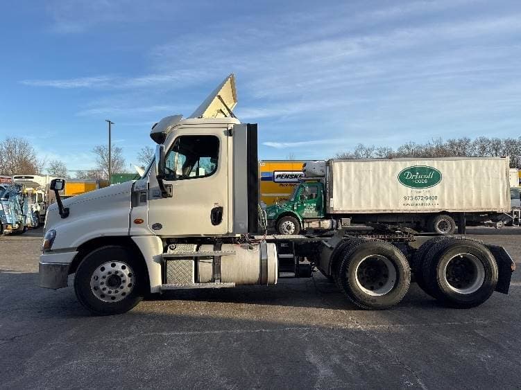 2018 Freightliner Cascadia image 7