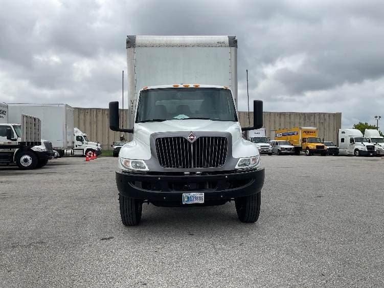 2022 International MV607 Box Truck - 220HP, 6 Speed Automatic, Roll up Door image 2