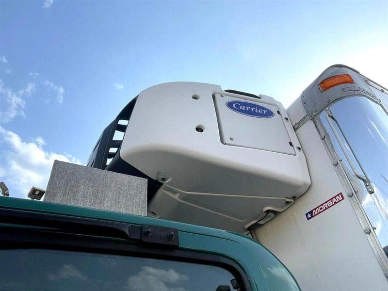 2019 Isuzu NPR image 4