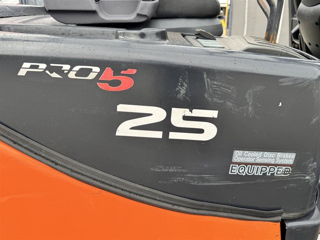 2007 Doosan D25s-5 image 13