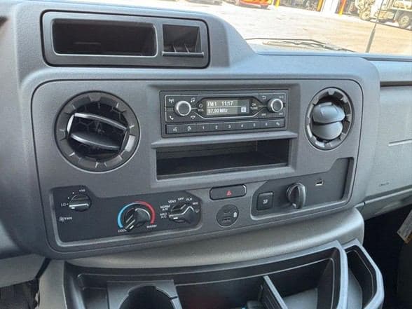 2024 Ford E350 SD image 24