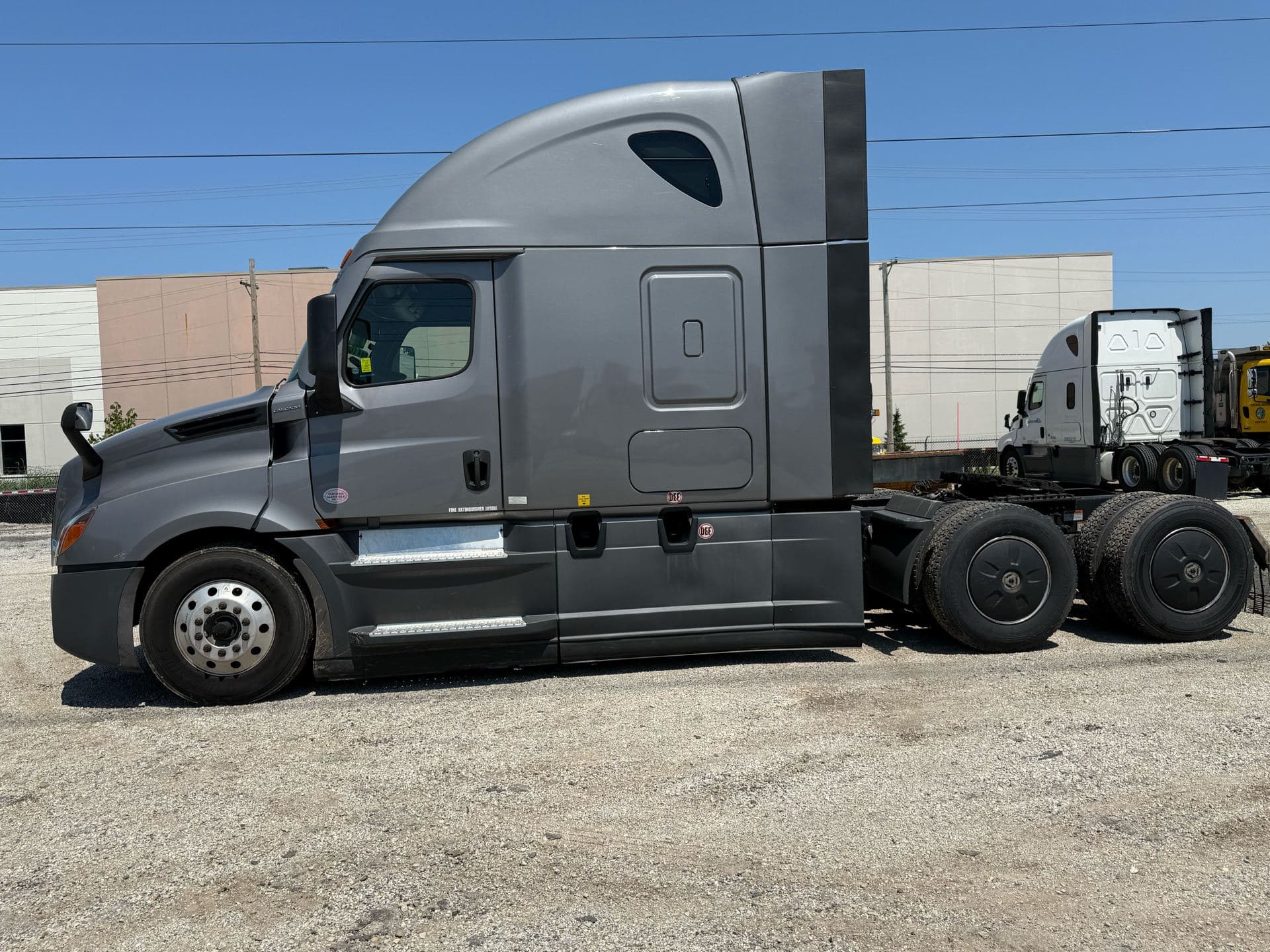 2022 Freightliner Cascadia 126 image 4