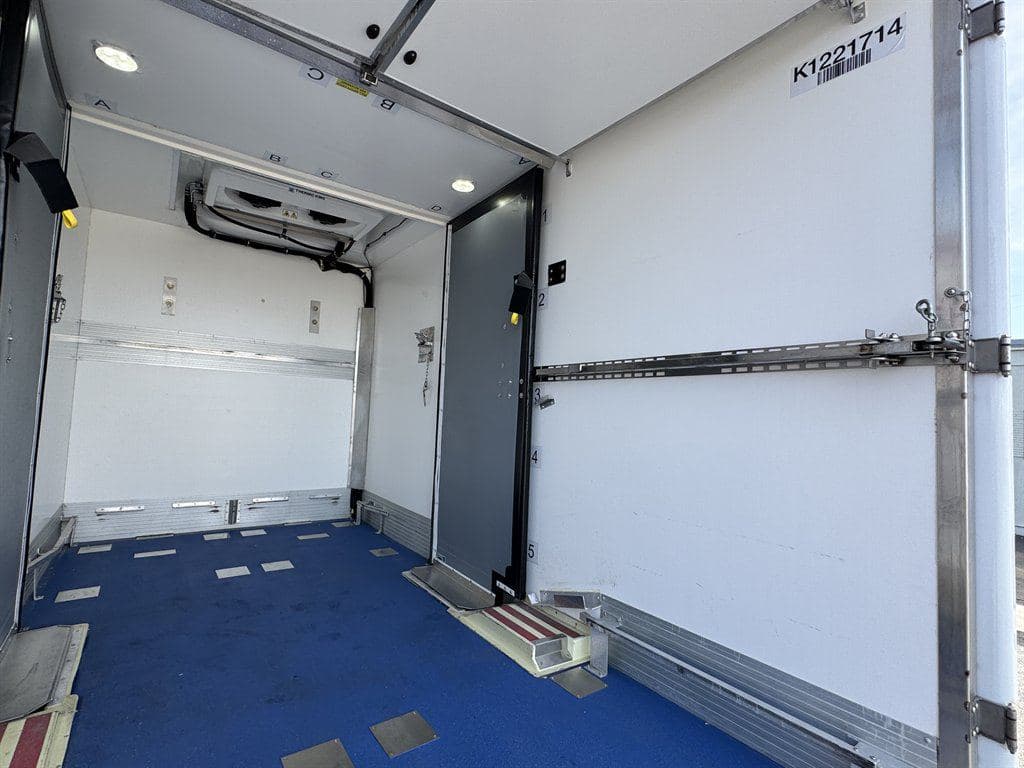 2023 Ford Transit T-350 image 30