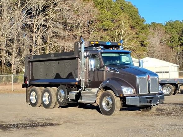 2026 Kenworth T880 image 1