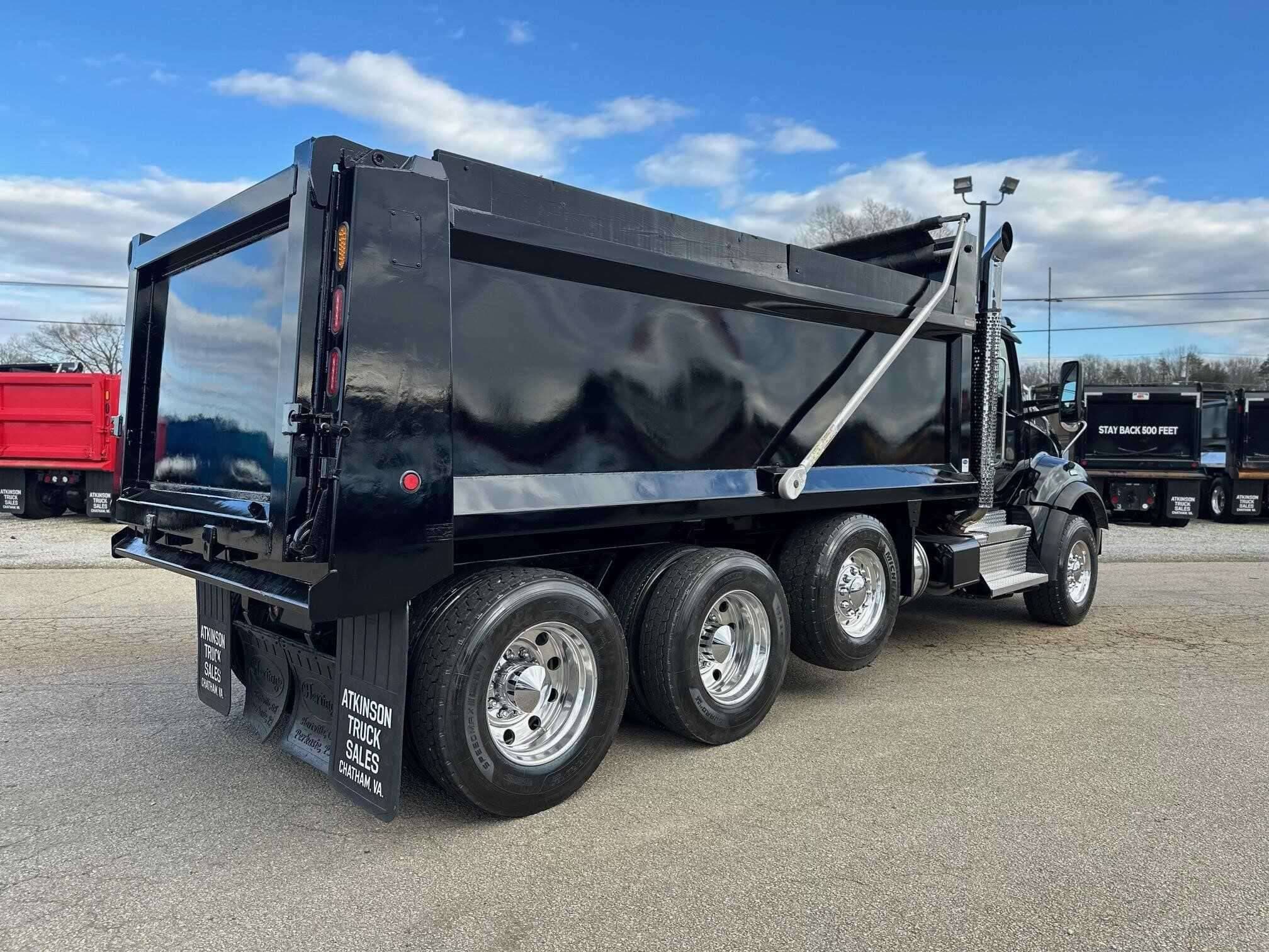 2023 Kenworth T880 image 8