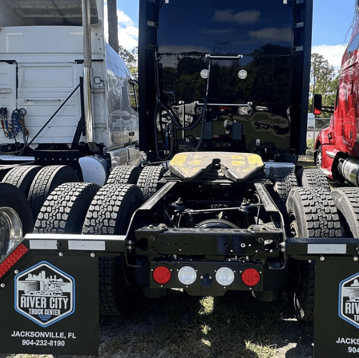 2020 Kenworth T680 image 3