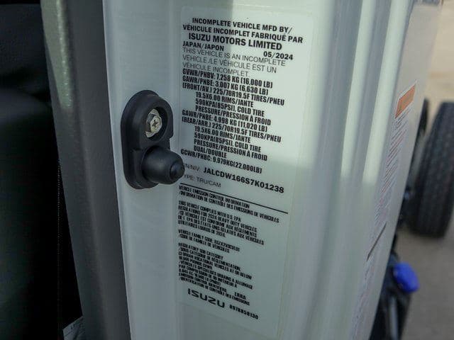 2025 Chevrolet 4500 HD LCF Diesel Base image 15