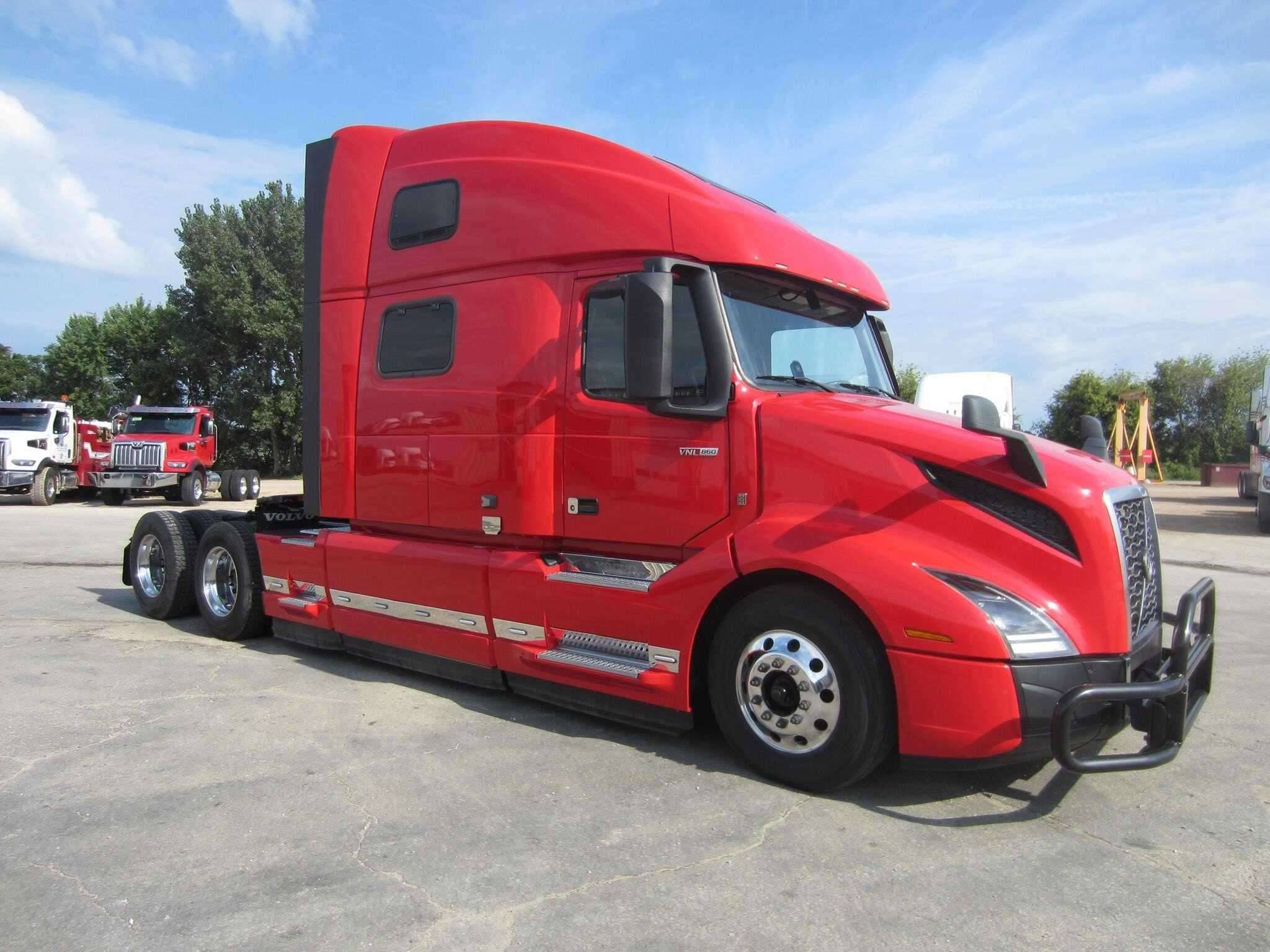 2022 Volvo VNL image 3