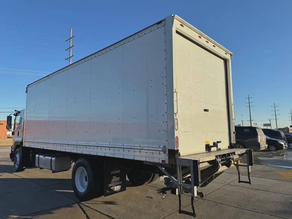Used 2018 ISUZU Box Truck - Straight Truck, Moving Van, Cabover Truck - COE - FTR For Sale image 4
