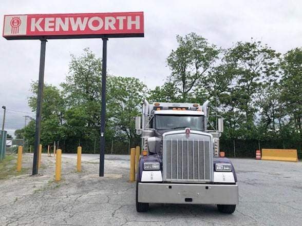 2021 Kenworth W900 image 6