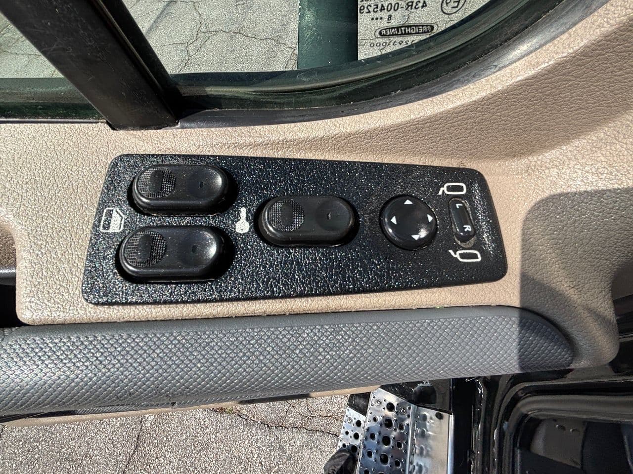 2020 Freightliner Cascadia 125 image 18
