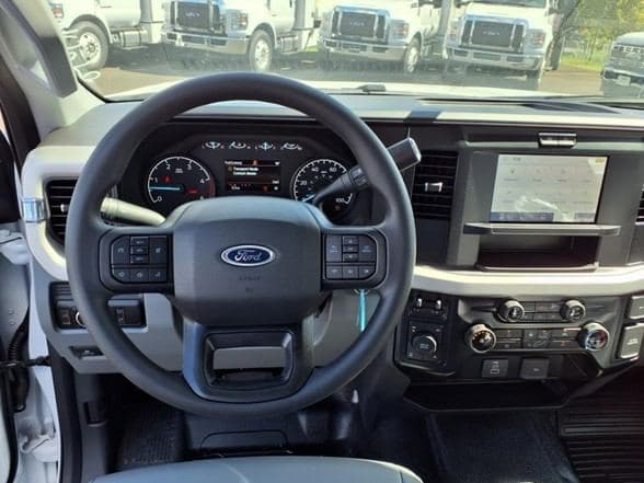 2025 Ford F350 SD XL image 13