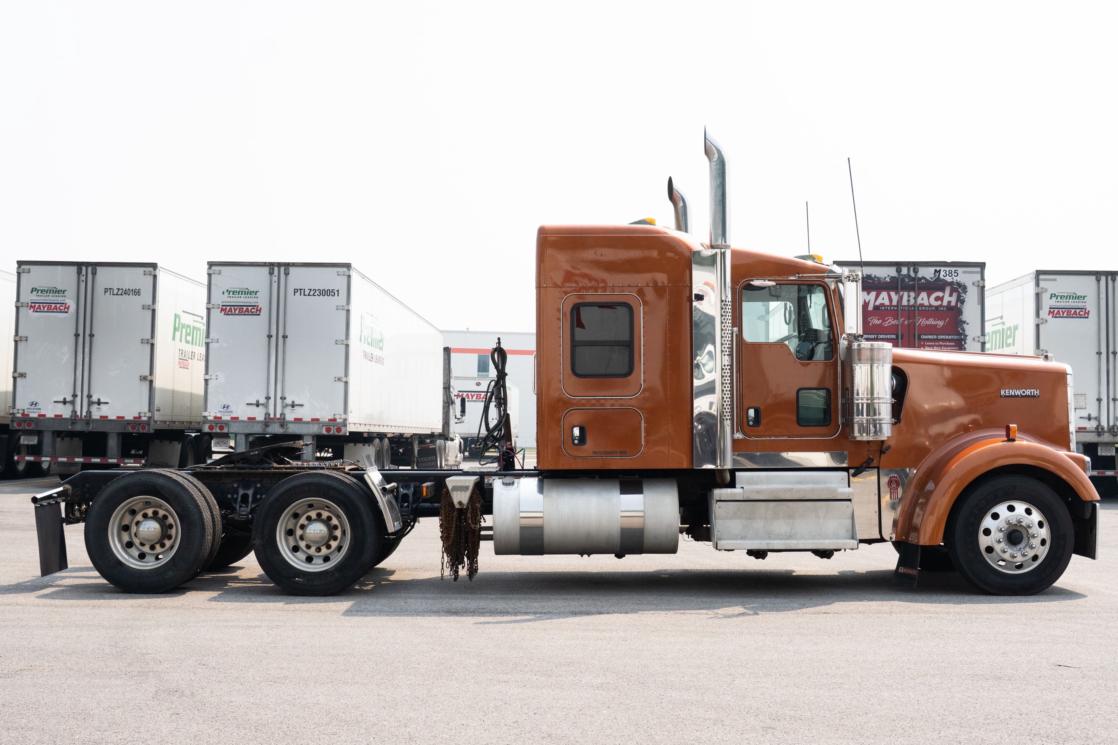 2020 Kenworth W9 Series image 4