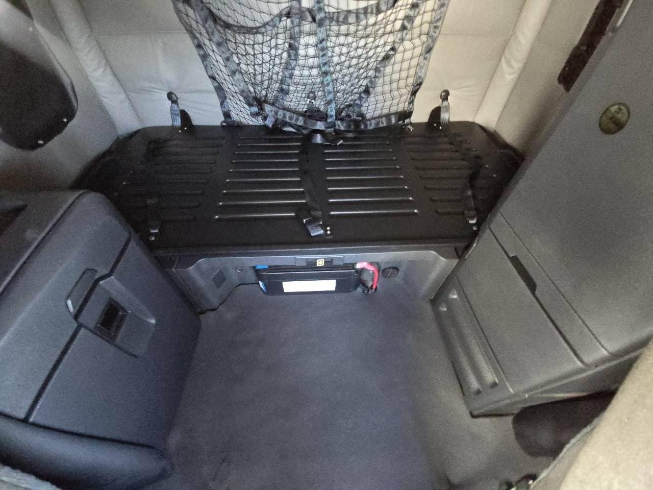 2021 Freightliner Cascadia 126 Sleeper Semi Truck - 72" Condo, Detroit 400HP, Automatic image 17