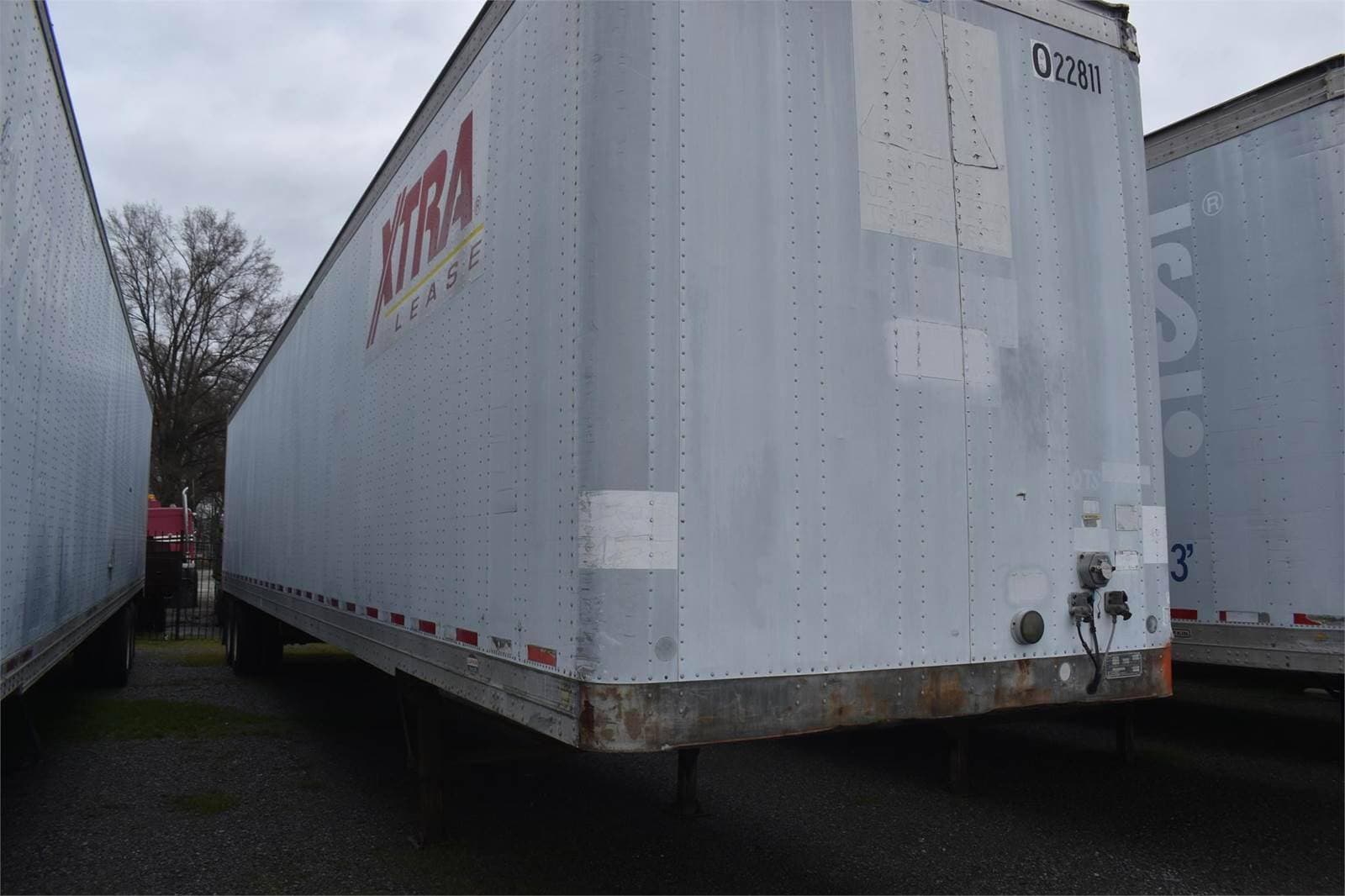 1999 Lufkin 53 ft Dry Van Trailer - Spring, Sliding Axle image 1