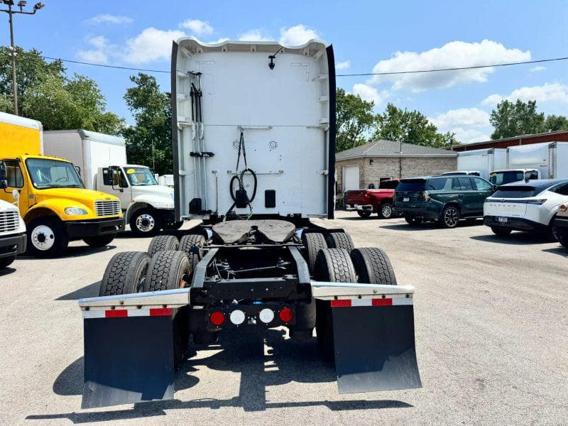 2022 Kenworth T600 image 7