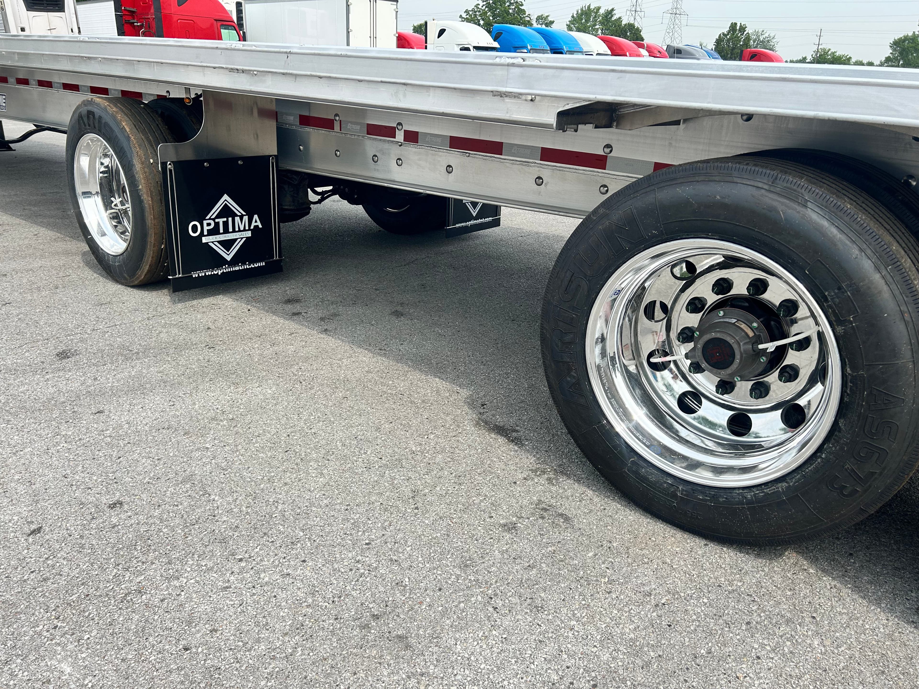 2026 Extreme XP55 – 53′ Rear Slide Low Profile image 5