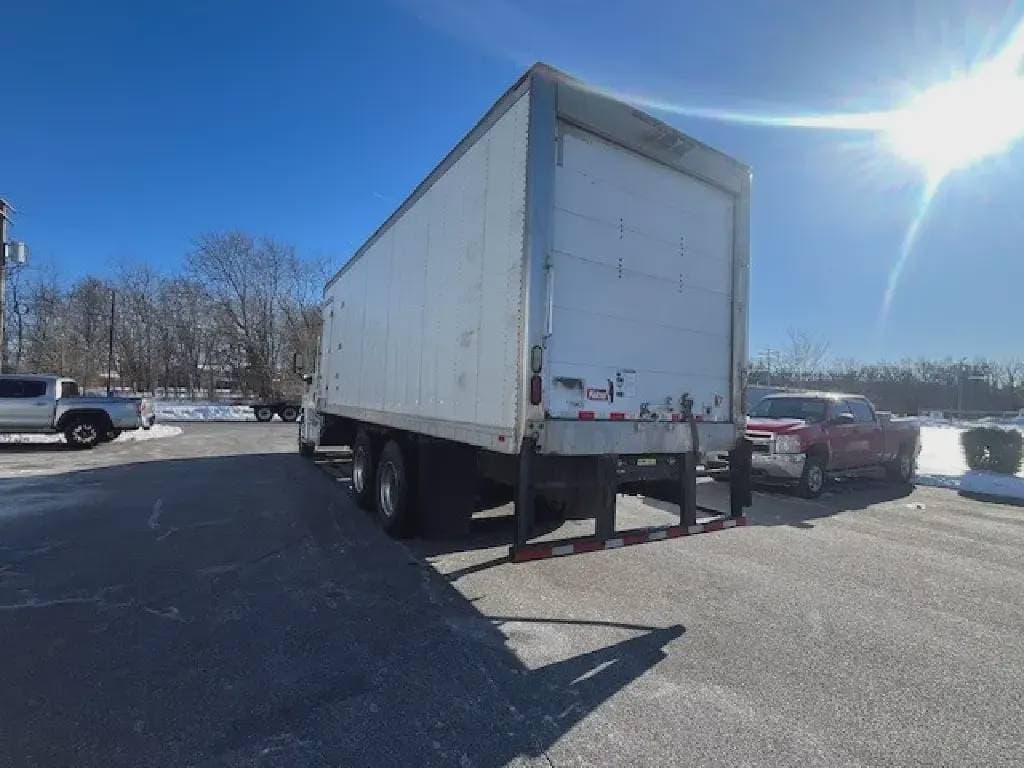 2019 Freightliner Cascadia 113 image 14