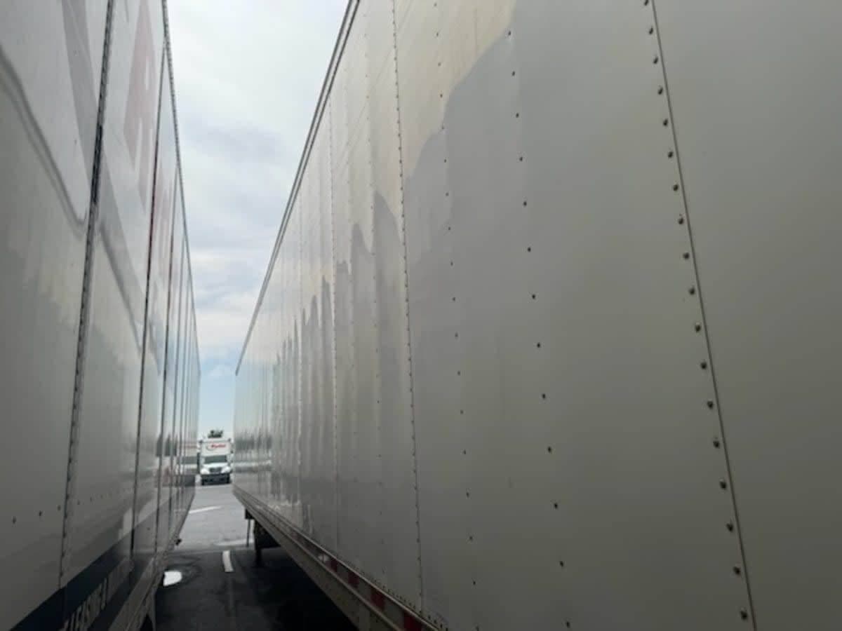 2016 Great Dane 7211TZ-1 53 ft Reefer Trailer - Single Axle, Roll up Door image 9