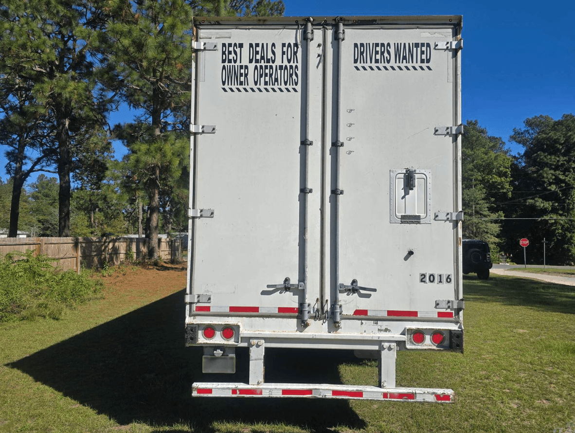 2016 Stoughton 53ft Dry Van Trailer - DuraPlate Walls, Aluminum Roof, Air Ride, Swing Doors, Side Skirts image 2