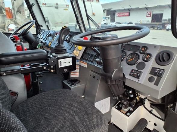 2024 BATTLE MOTORS LETII image 26