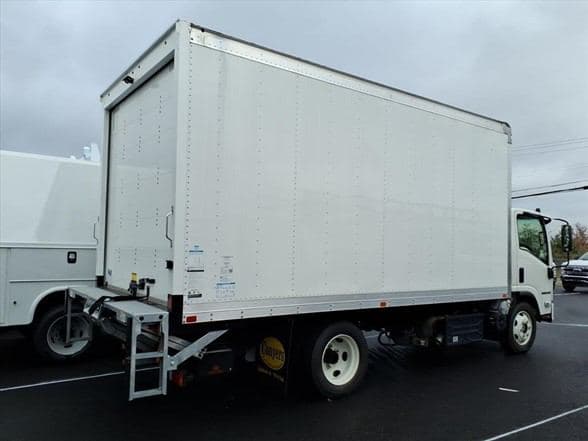 2024 Isuzu 3500 image 3