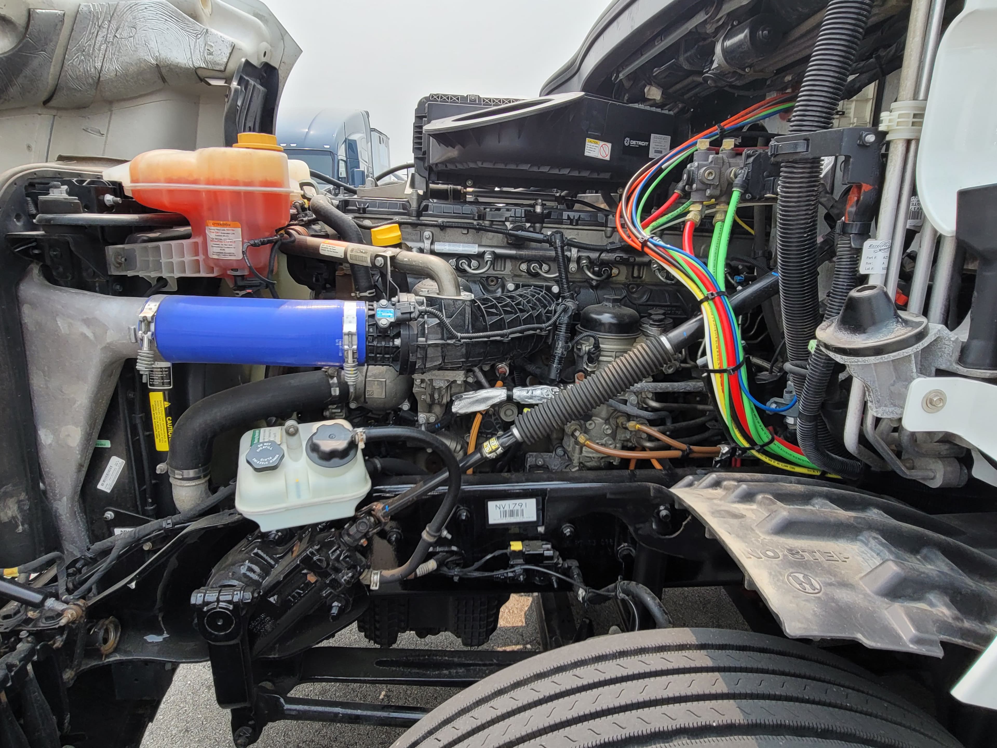 2023 Freightliner Cascadia 126 image 6