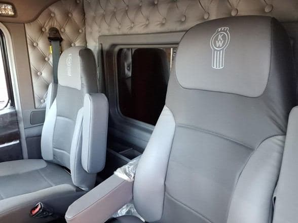 2026 Kenworth W900 image 9