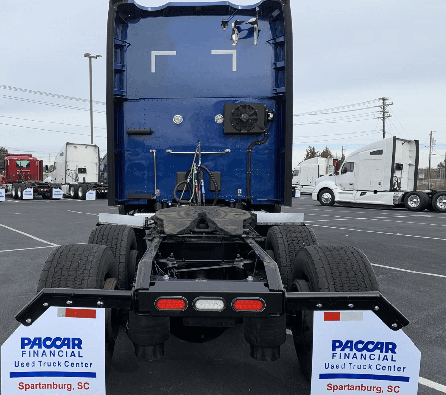 2023 Kenworth T680 image 4
