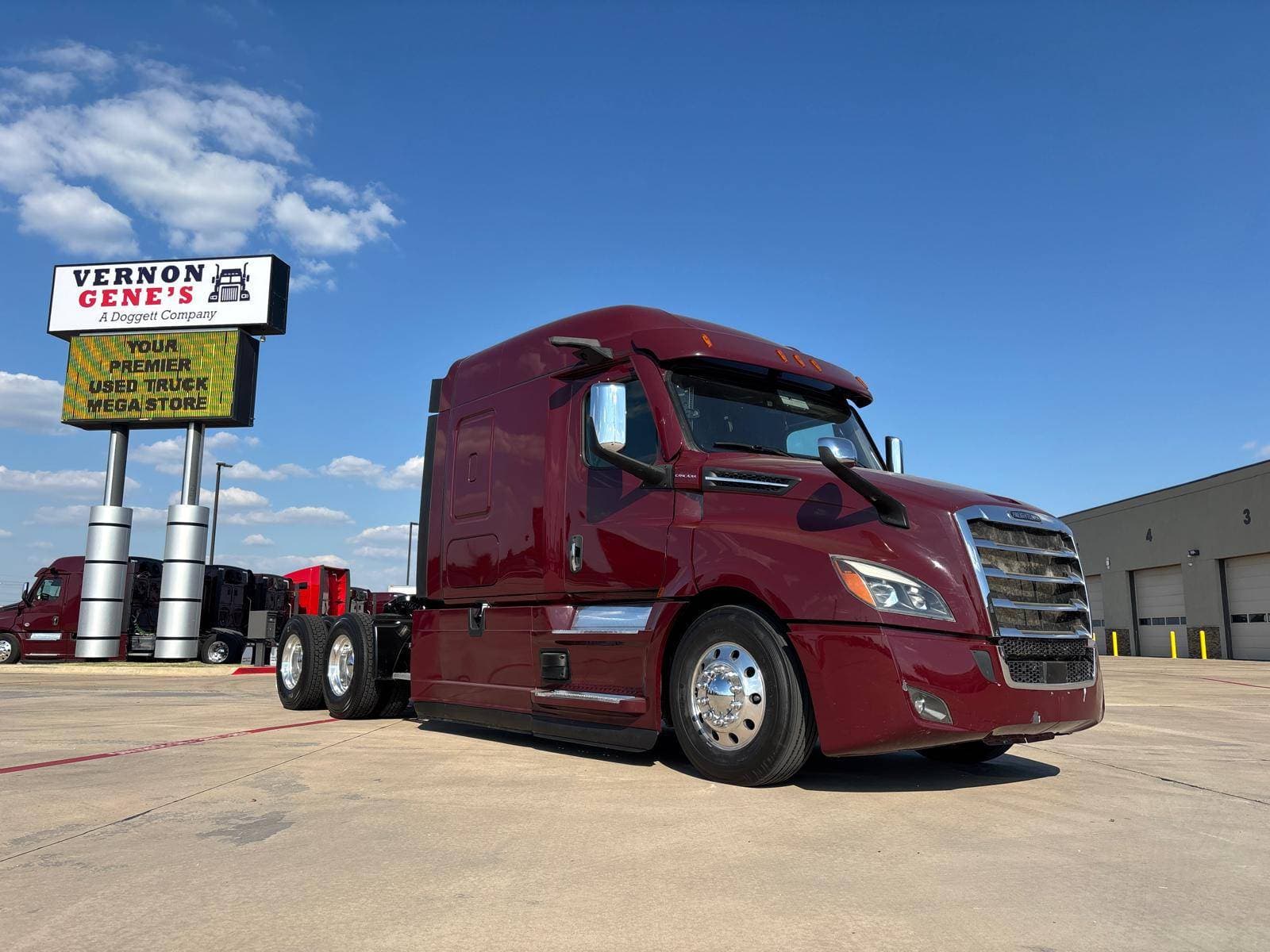 2022 Freightliner Cascadia 126 image 2