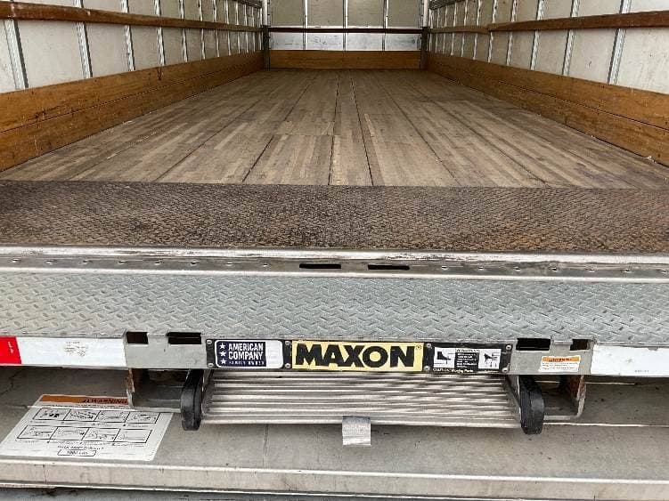 2022 International MV607 Box Truck - 220HP, 6 Speed Automatic, Roll up Door image 10