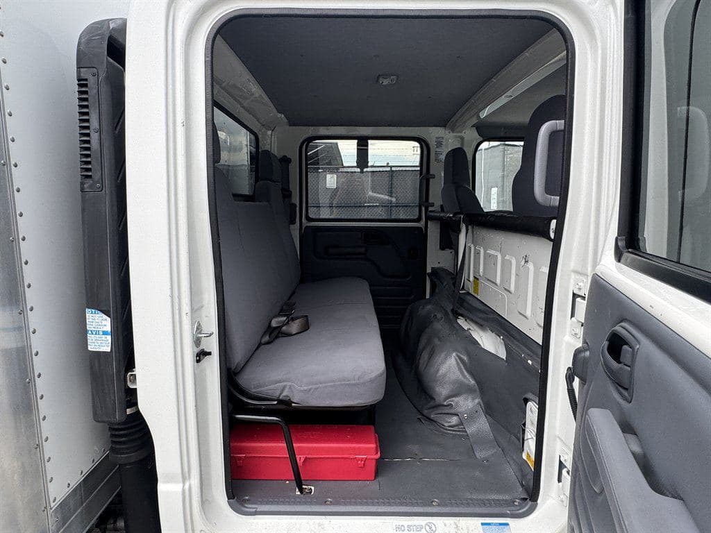 2021 Isuzu NPR XD image 44