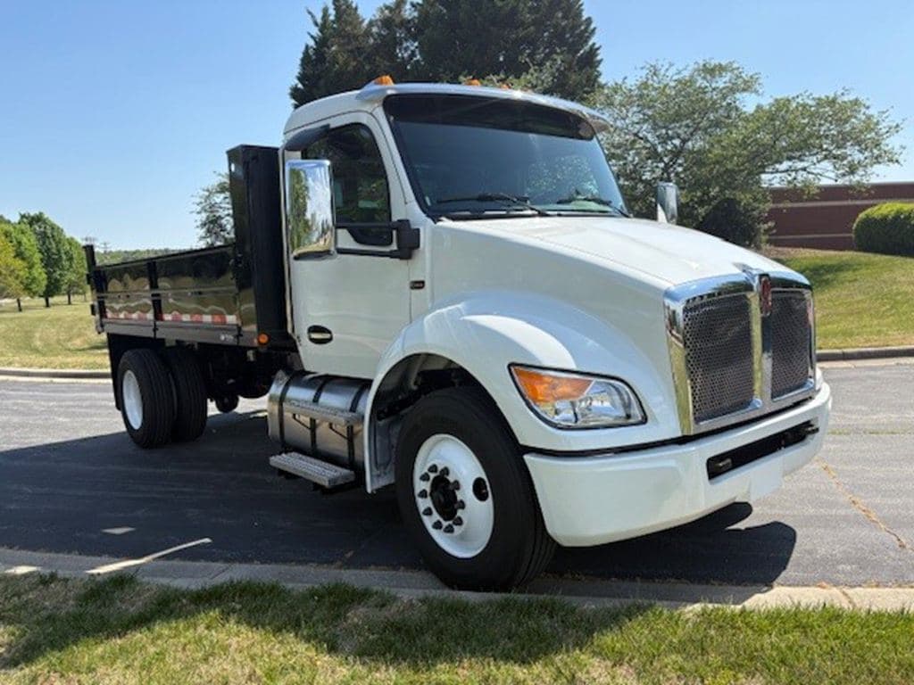 New 2027 KENWORTH T280 image 2
