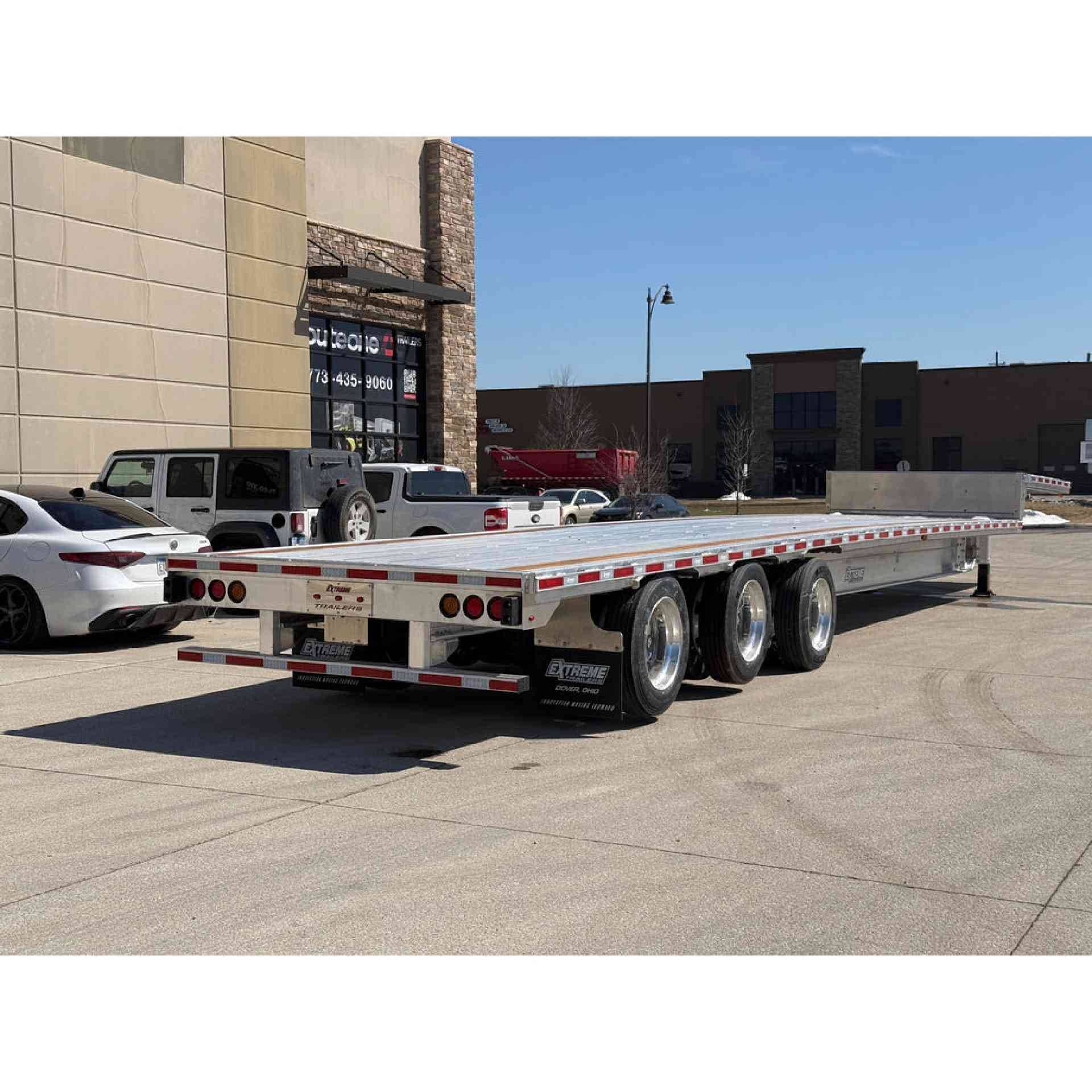 2027 Extreme XS70 Step Deck Tri Axle R22.5 image 4