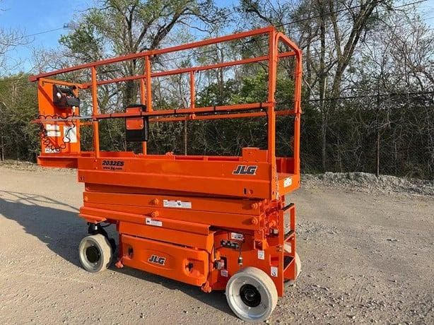 2015 JLG 2032ES image 3