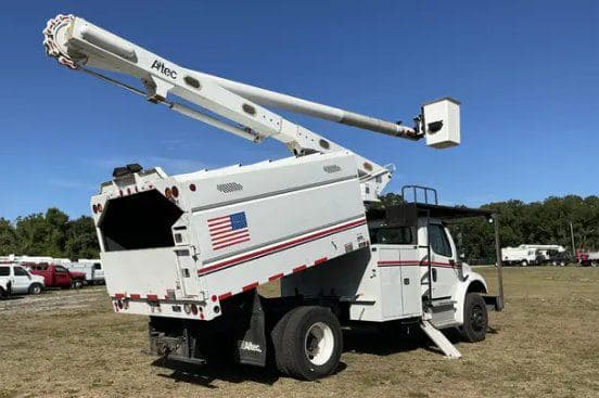 2016 Freightliner M2-106 image 4