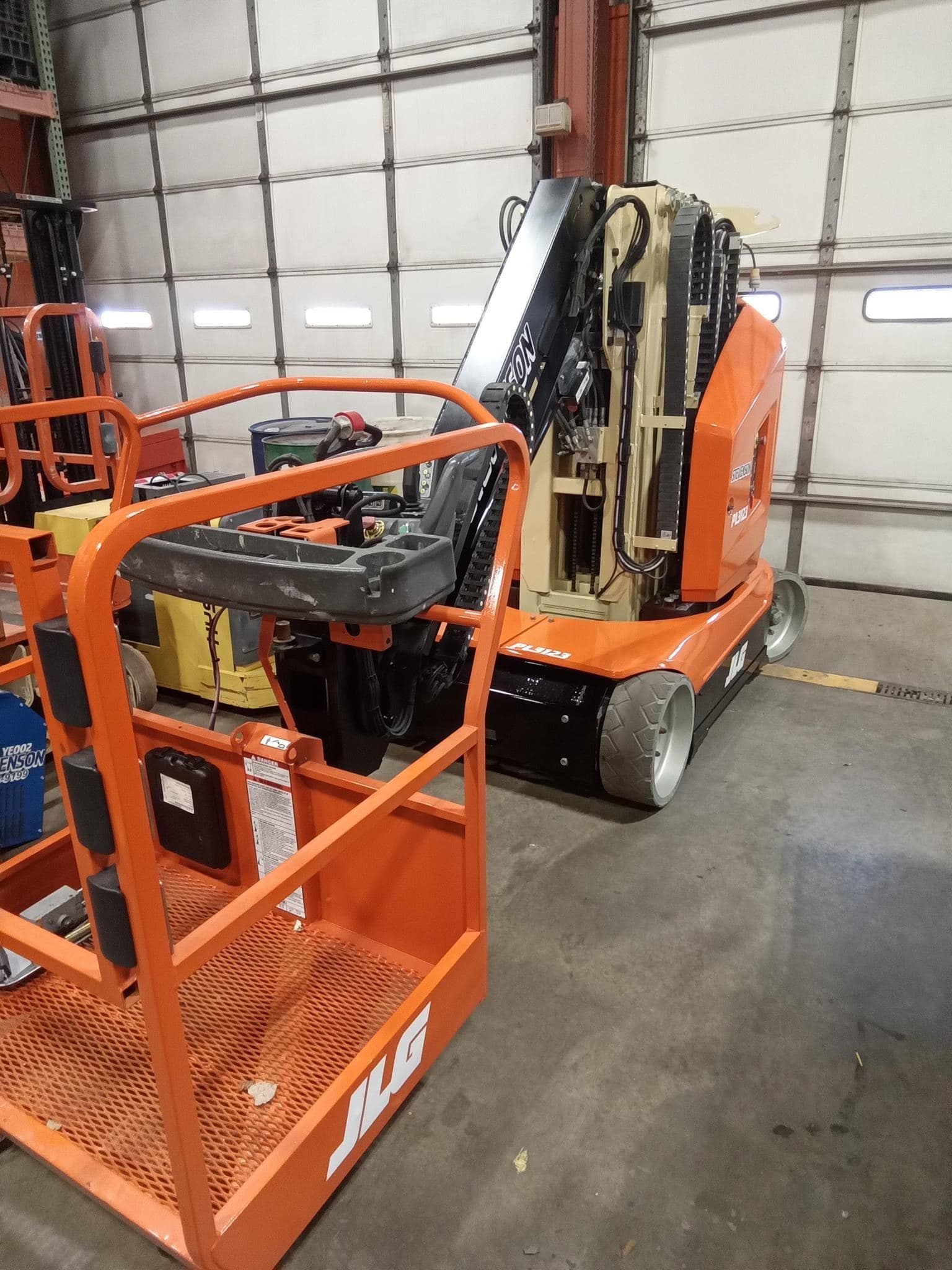 2015 JLG TOUCAN 32E image 5