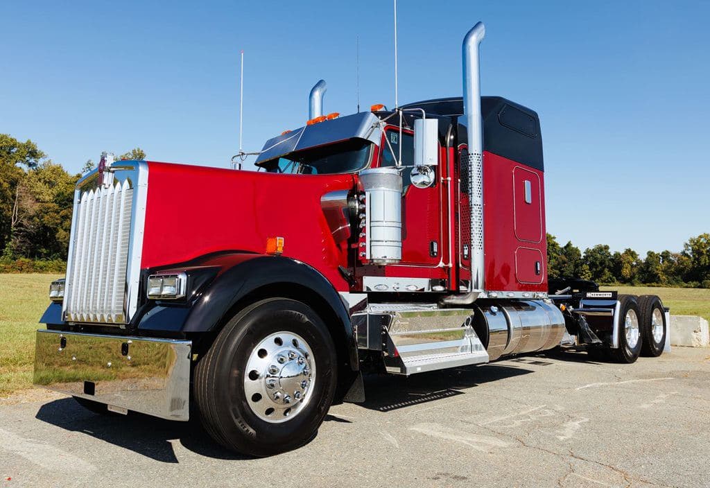 New 2026 KENWORTH W900L image 16
