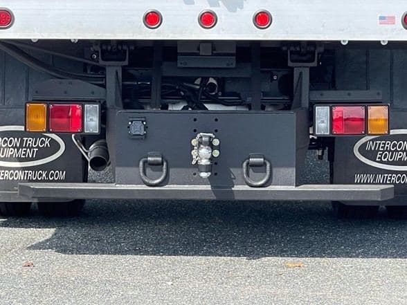 2024 Isuzu NRR image 25